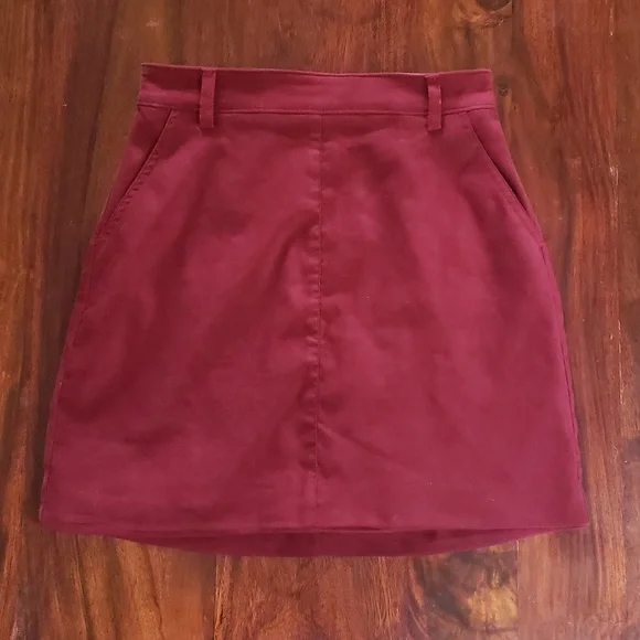 HOLLISTER Burgundy Faux Suede Skirt Ultra High Rise High-Waisted Exposed Zipper - Picture 5 of 13